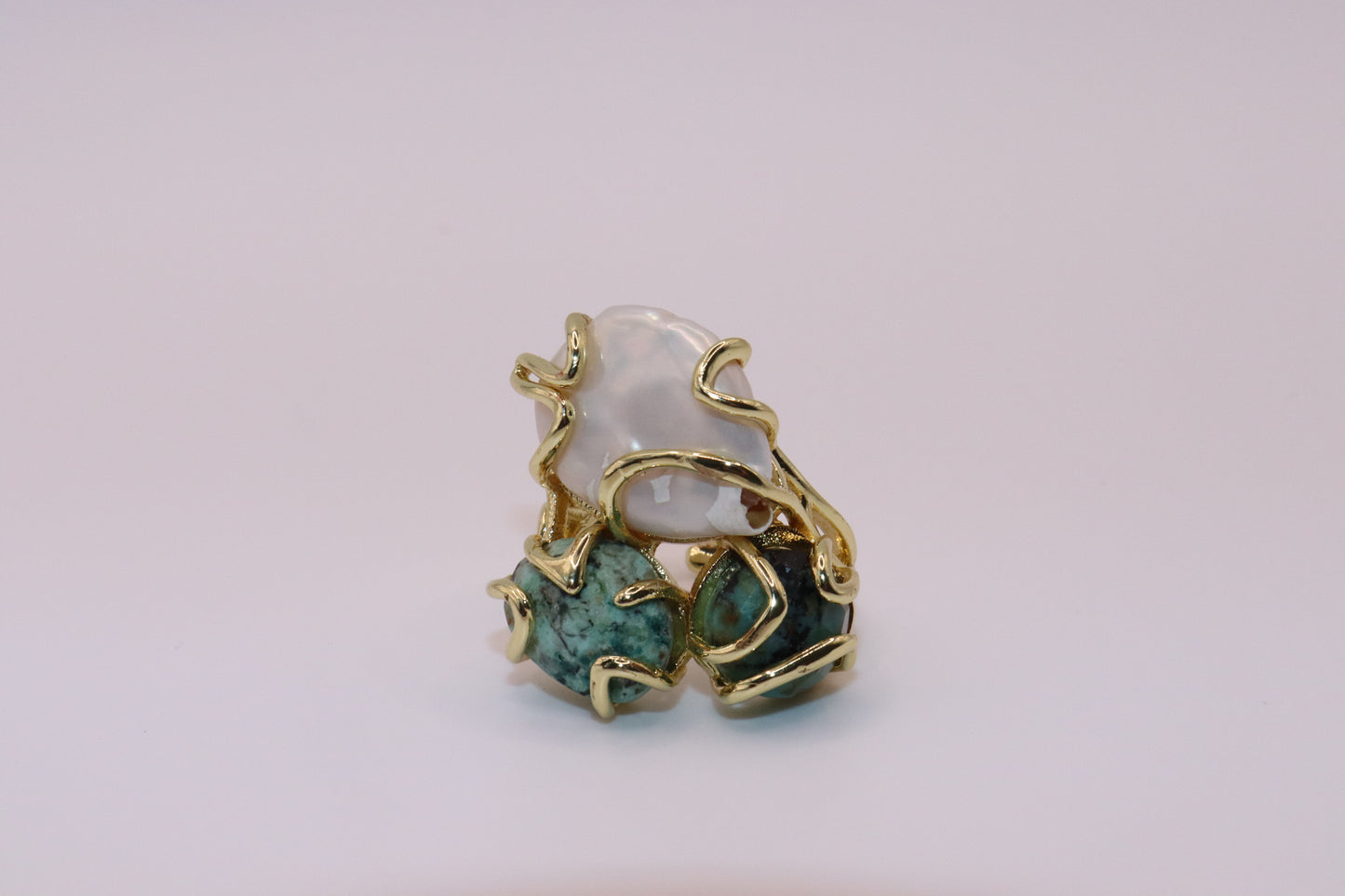 Hermoso anillo abierto