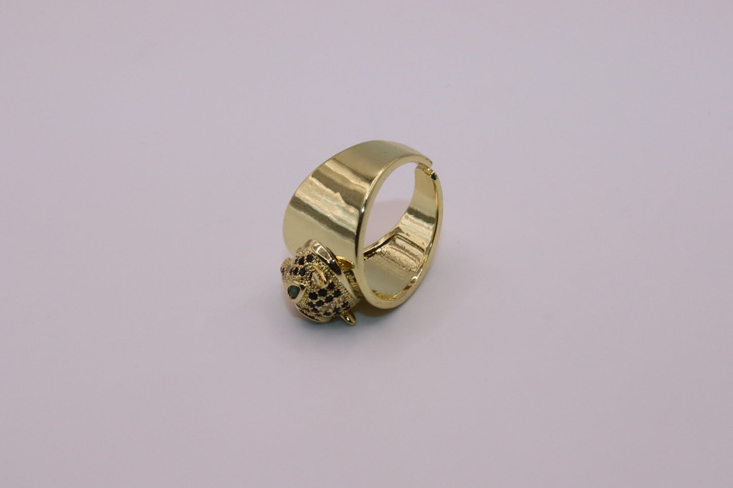 Anillo de pantera abierto