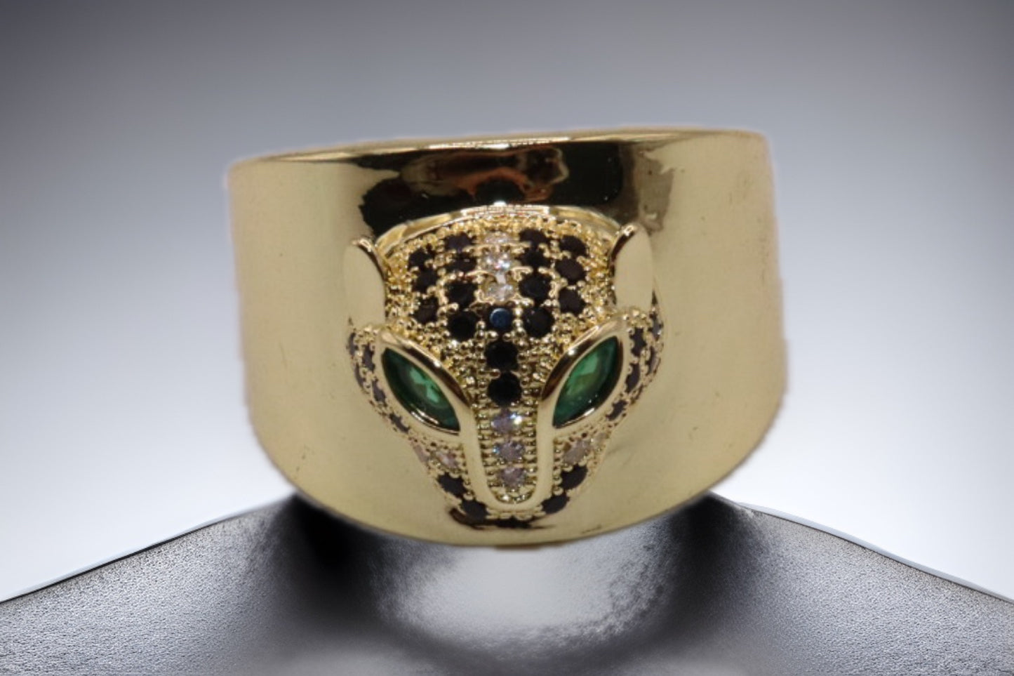 Anillo de pantera abierto