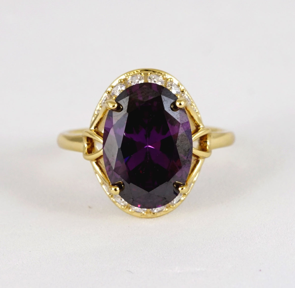 Anillo morado