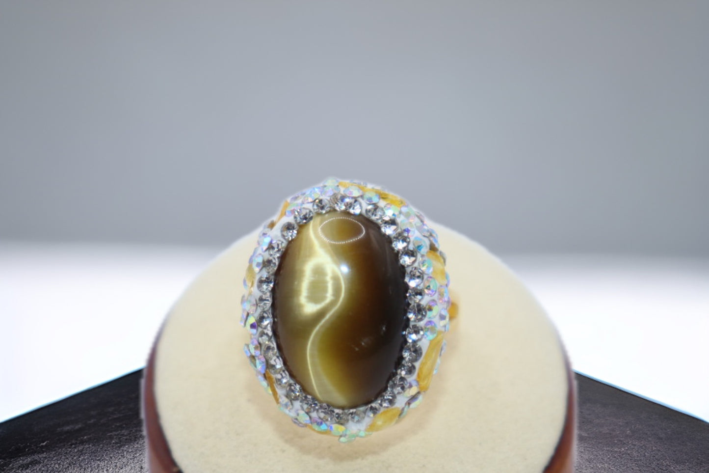Ojo de tigre ring