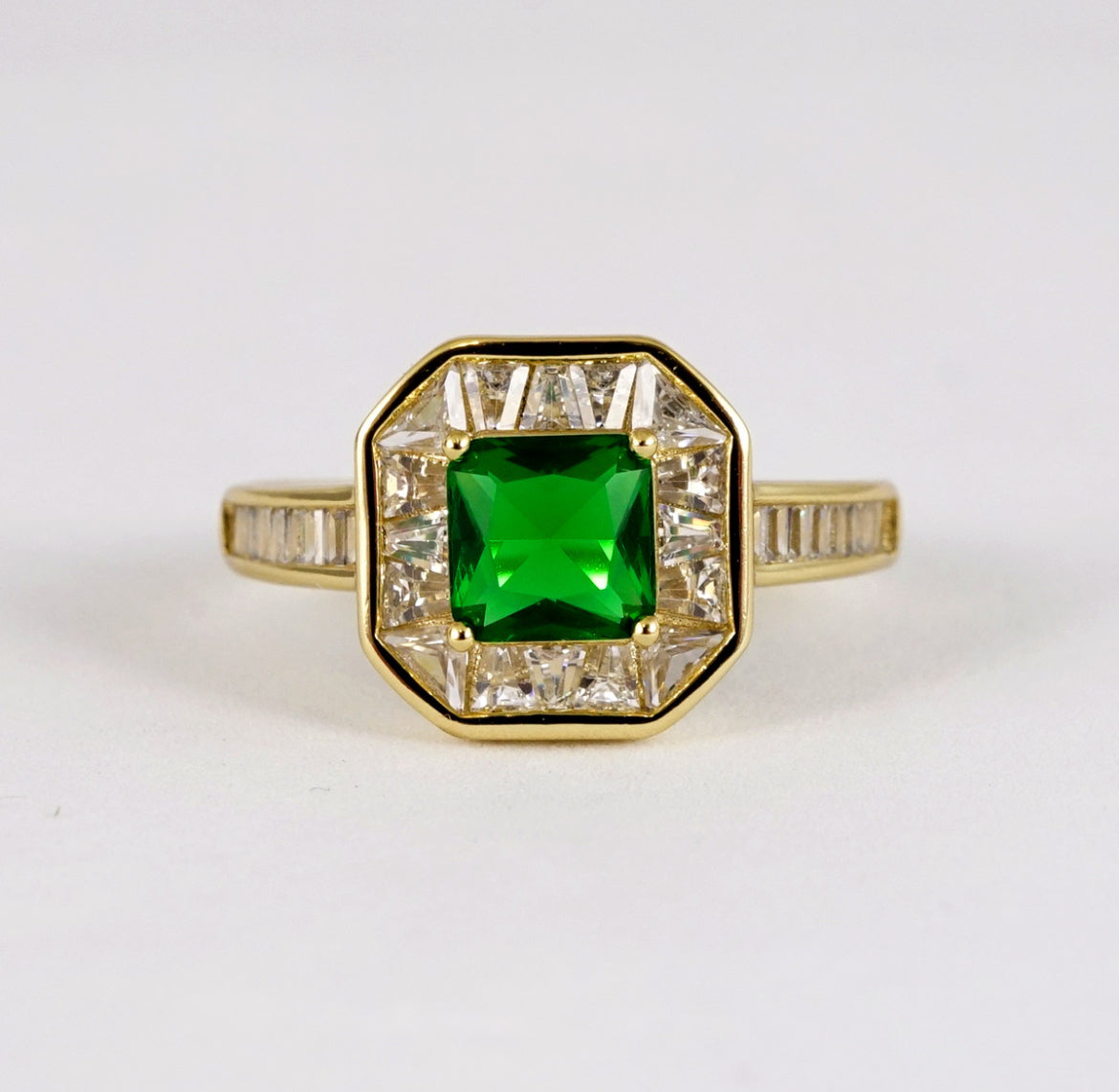 Anillo piedra verde