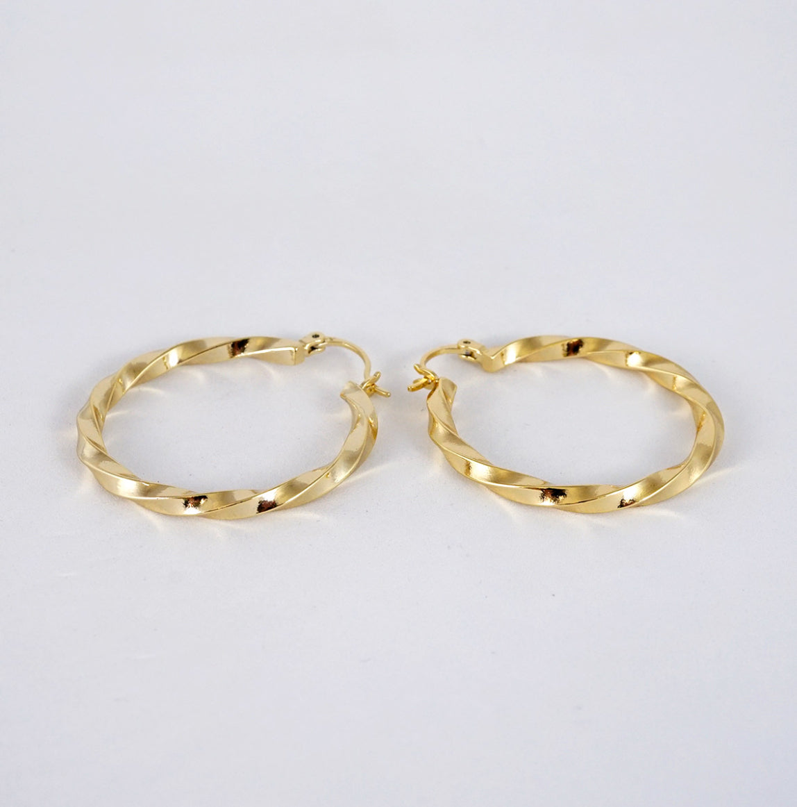 Argollas torcidas